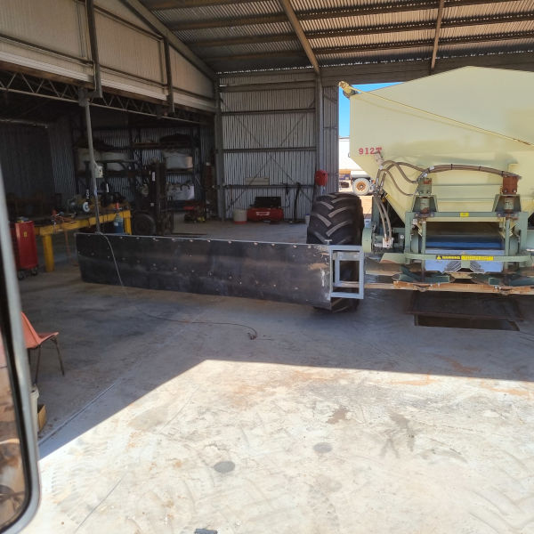 boilermaker widening wings on spreader Koorda